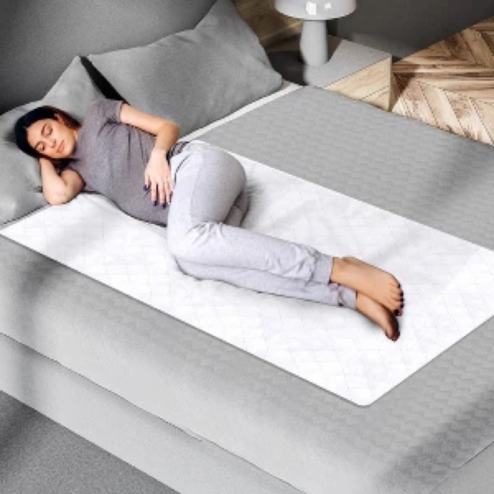 Epica washable waterproof quilted bed pad